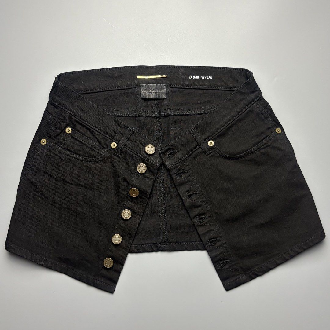 Sainth Laurent By Hedi Slimane Button Down Skirt (Category: Skirts) located in Dinalupihan. Submitted by hell.thrift (Listing ID 1466901039, Image 2). Description: Sainth Laurent By Hedi Slimane Button Down Skirt Length: 11.5 Waistline:14 Can fit size:28 No issue As New.