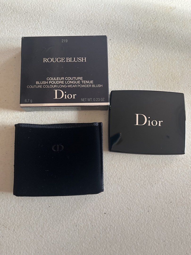 SALE DIOR 219 POWDER BLUSH (Category: Face Care) located in Manila. Submitted by luxeclassyshop (Listing ID 1466865183, Image 2). Description: SALE DIOR 219 POWDER BLUSH ORIGINAL 6.7g SHADE 219 Brand new Original .