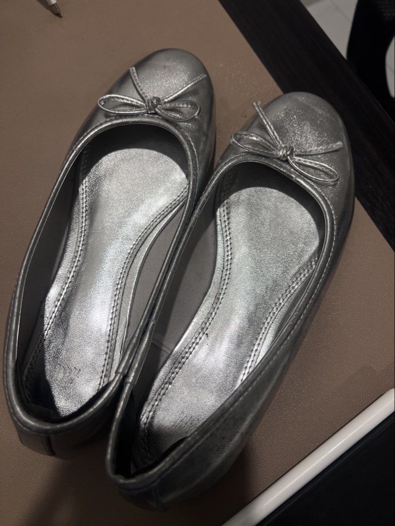 SALE: H&M Silver Flats (Category: Flats & Sandals) located in Manila. Submitted by kanye.east (Listing ID 1466894210, Image 1). Description: see flaws last slide.
