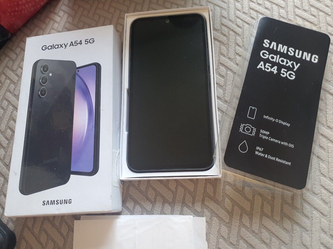 Samsung A54 mobile phone (Category: Cases & Sleeves) located in Mandaluyong City. Submitted by j.alonso (Listing ID 1466795155, Image 1). Description: Samsung A54 8/256 Globe Locked No issues All functions work Free 5 cases Item in Mandaluyong.