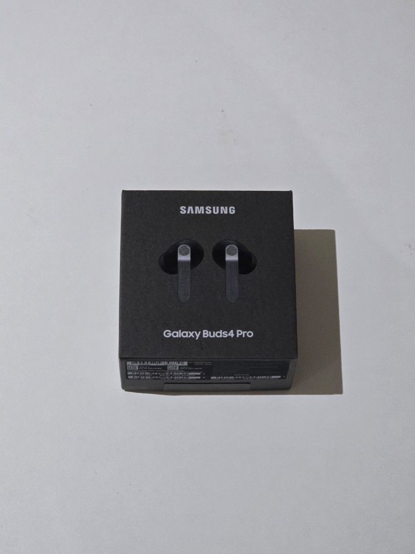 Samsung Galaxy Buds 4 Pro (Category: Earphones) located in Quezon City. Submitted by raphaelbesavilla (Listing ID 1466874069, Image 1). Description: PLEASE READ FIRST - Price is NEGOTIABLE - As good as new - Inclusions: 1. Original box 2. Premium protective case (Ringke Onyx) 3. Sales invoice - RFS: Switched to headphones.