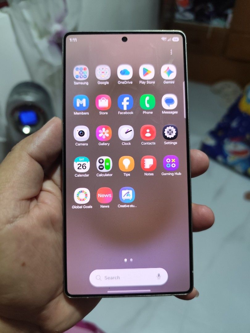 Samsung S25 Ultra 512gb (Category: Samsung) located in Manila. Submitted by yllor25 (Listing ID 1466818103, Image 3). Description: for sale or swap sa lower unit pass sa add ako pass sa str8 swap pm lang po no issue hindi galing finance personal used unli reset unlitest 512gb storage Openline snapdragon Dasma cavite area.