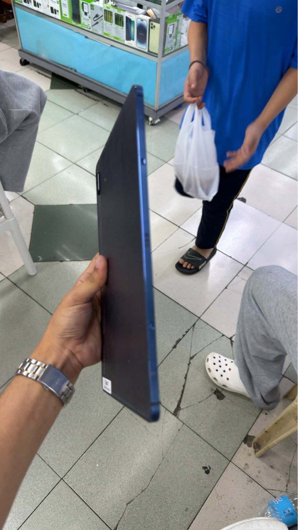 Samsung Tab S7 128gb Wifi Only No issue (Category: Android) located in San Juan City. Submitted by javedsgadgetshop (Listing ID 1466779449, Image 2). Description: INSTALLMENT OPTIONS : SPAY LATER / GGIVES / CREDIT CARD / SKYRO / HOMECREDIT (BRANDNEW) QUICK INFO! ✖️ ➡️ Samsung Tab S7 ➡️ 128gb ➡️ Blue Color ➡️ NTC Variant ➡️ 95% Makinis & Good BH ➡️ Wifi Only ➡️ WITH CHARGER 🤝 We accept swap | Trade - In 💳 We do installment thru Credit Card only 