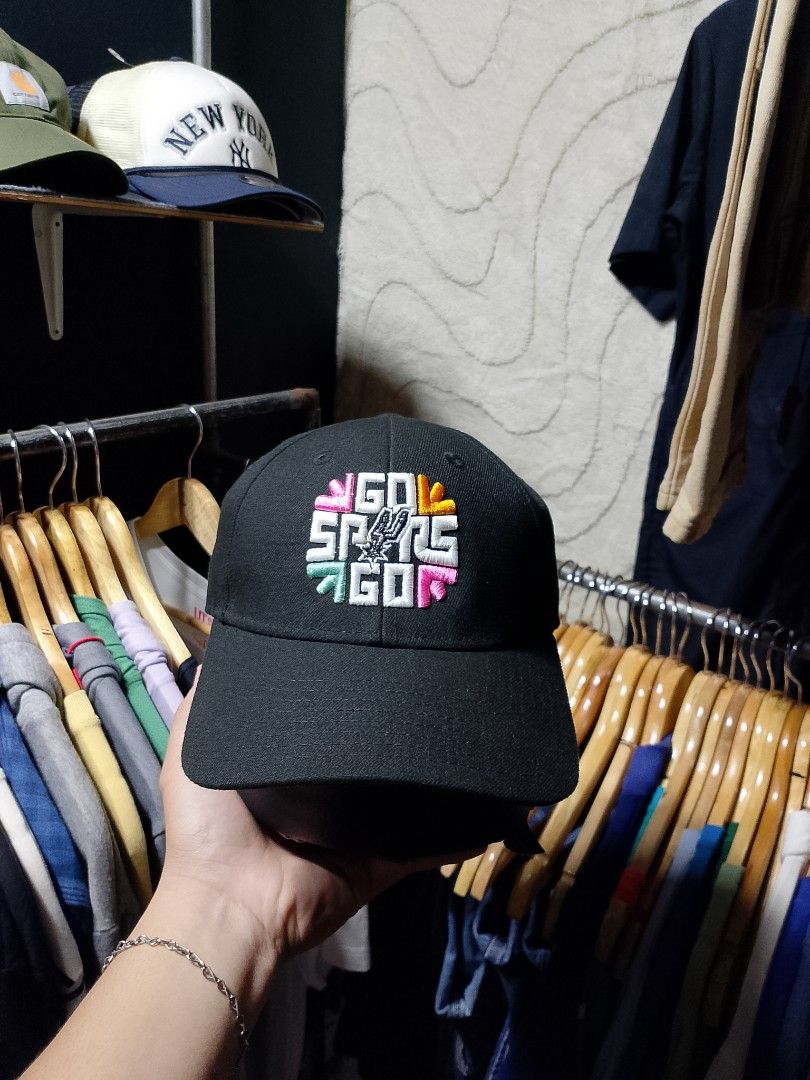 San Antonio Spurs by new era (Category: Caps & Hats) located in Magsaysay. Submitted by every.w3ar (Listing ID 1466896263, Image 1). Description: .