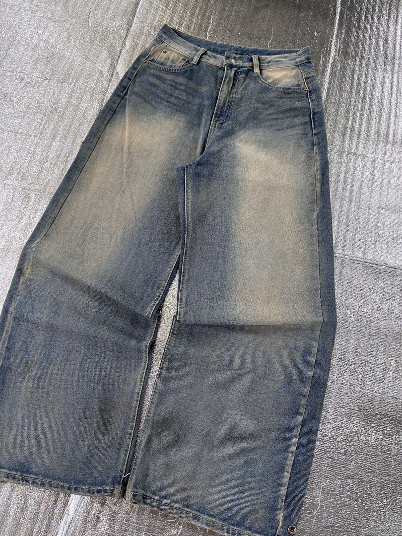 SANDBLASTED BAGGY (Category: Jeans) located in Panabo. Submitted by vrail (Listing ID 1466862985, Image 2). Description: .