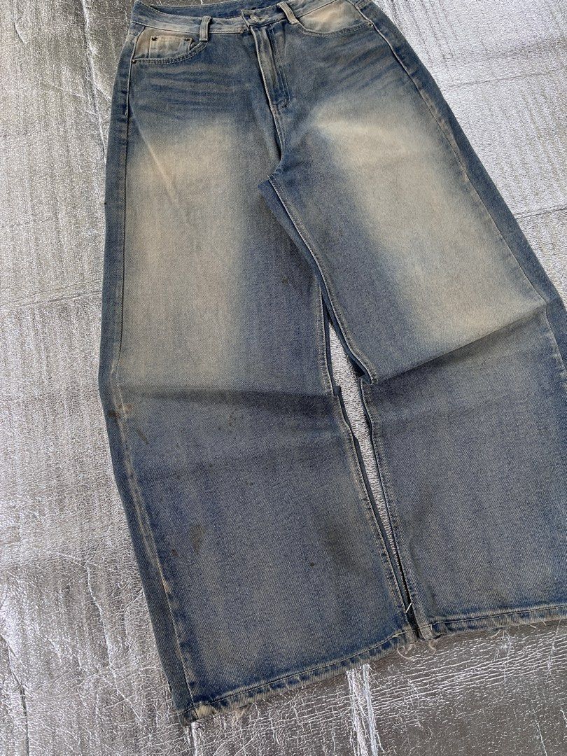 SANDBLASTED BAGGY (Category: Jeans) located in Panabo. Submitted by vrail (Listing ID 1466862985, Image 3). Description: .