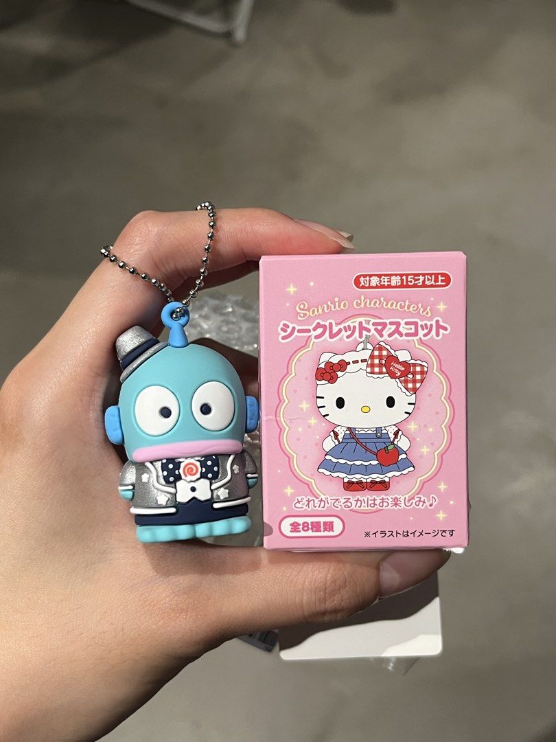 Sanrio Hangyodon 水怪 禮服盲盒 公仔 掛飾 （分類：動漫角色周邊）位於 Hong Kong。 由 spi.dey 提交（商品編號 1466917456，圖片 1）。簡介： 僅拆盒睇款 面交/平郵/sf到付 面交時間地點可議。