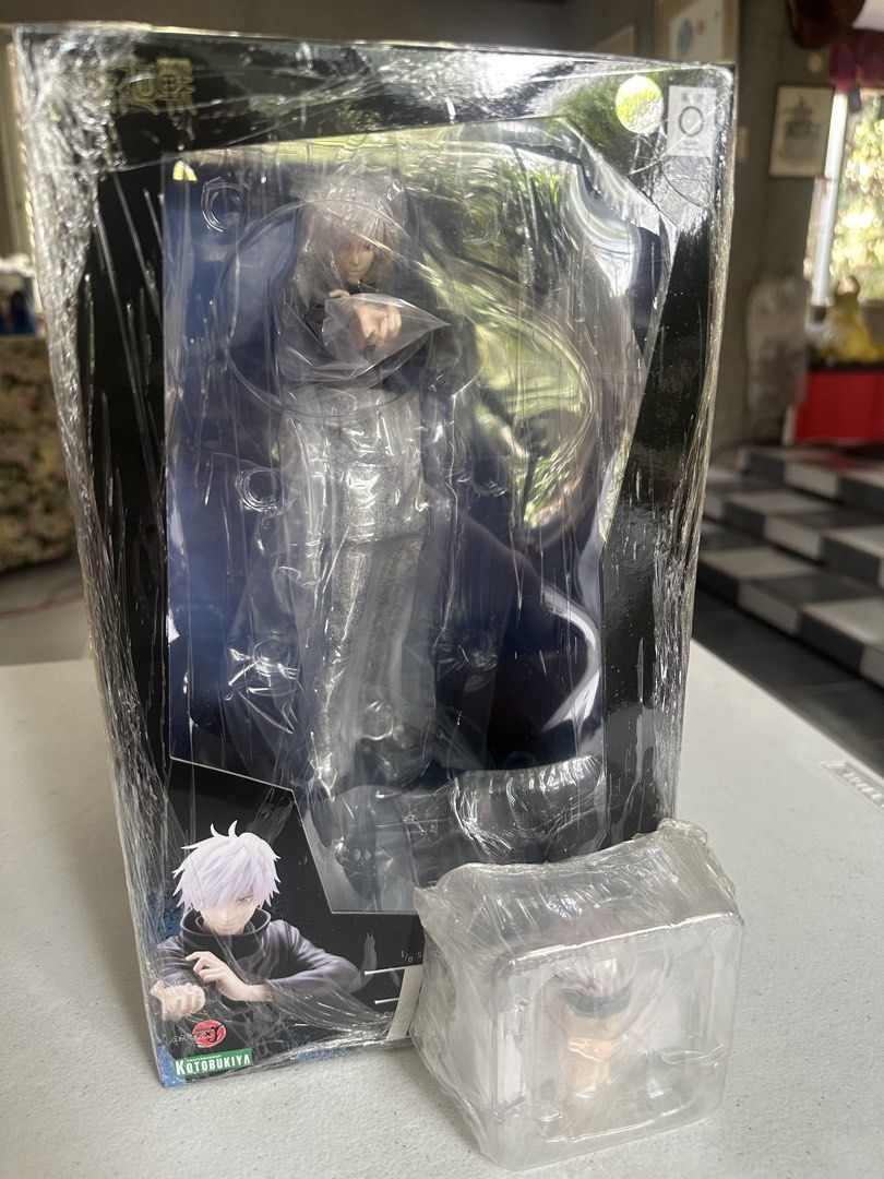Satoru Gojo ARTFX J 1/8 Scale Figure (Category: Figurines & Statues) located in Rizal. Submitted by belladez (Listing ID 1466938550, Image 1). Description: - 100% Authentic Kotobukiya ARTFX J 1/8 Satoru Gojo figure (Jujutsu Kaisen) - Brand new and unopened; contents still secured in original blister packaging - Original box wrapped in protective plastic to maintain pristine condition - Mint box with sharp corners.
