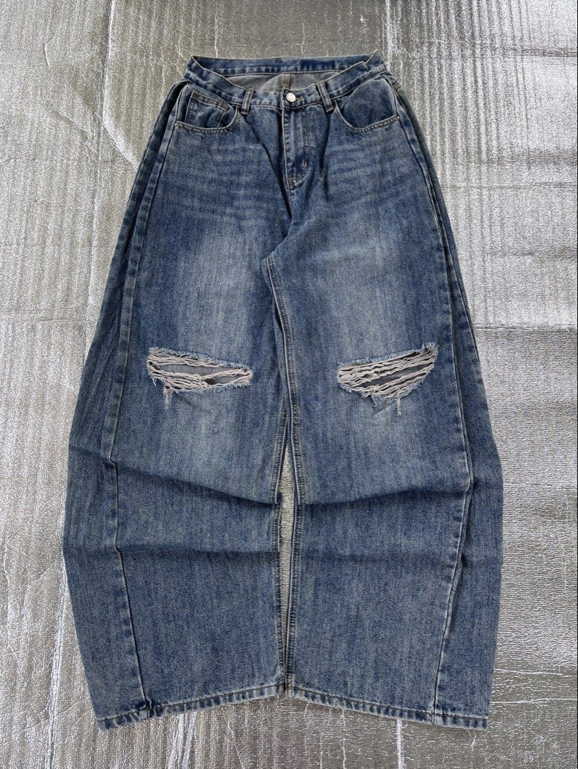 SBIN TYPE DISTRESSED (Category: Jeans) located in Panabo. Submitted by vrail (Listing ID 1466863689, Image 1). Description: .