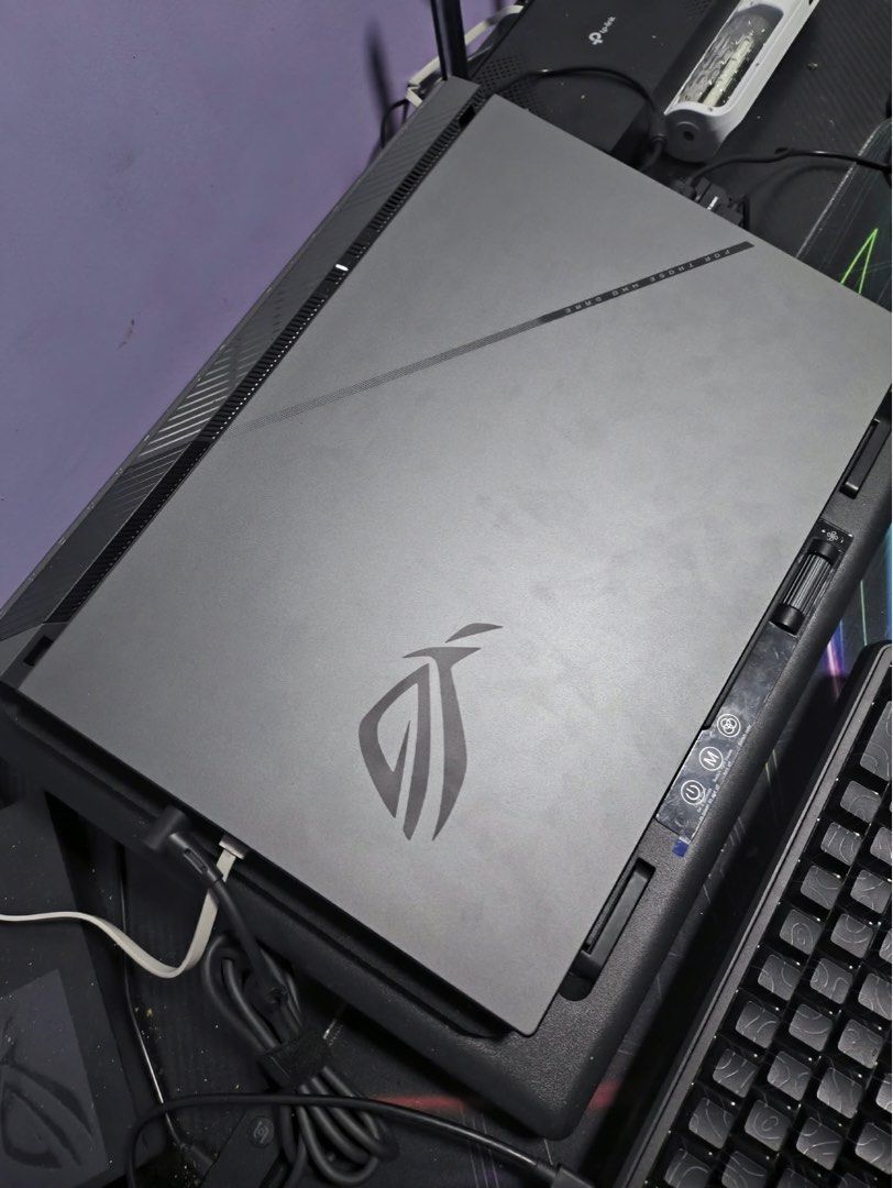 Selling Asus ROG STRIX G16 (Category: Laptops & Notebooks) located in Manila. Submitted by dxhx_lyn (Listing ID 1466887108, Image 1). Description: Selling Asus ROG STRIX G16, recently bought (4 months ago), brand new, rarely been used. No scratches No issues. Comes with the original packages, box, and Bag. .