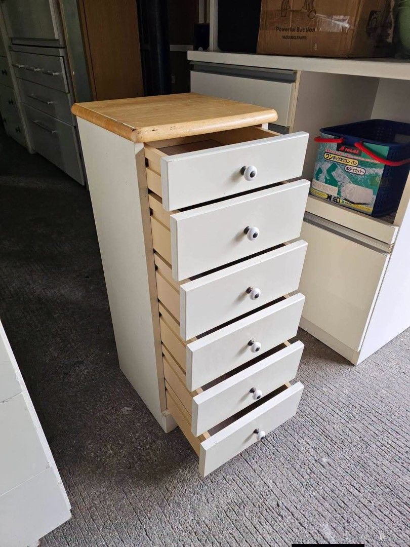 Side Drawer (Category: Shelves, Cabinets & Racks) located in Meycauayan. Submitted by marygracecasimiro (Listing ID 1466775732, Image 2). Description: Side Drawers ‼️₱5,000‼️ -Space Saver! 😘😍 ✔L-12 H-31 W-12 inches 📏 ✔6 Drawers 🗄 ✔Laminated 🔖 ✔️Compress & Plywood Back! 💢 ✔Scratches As-is! 🩷💙.