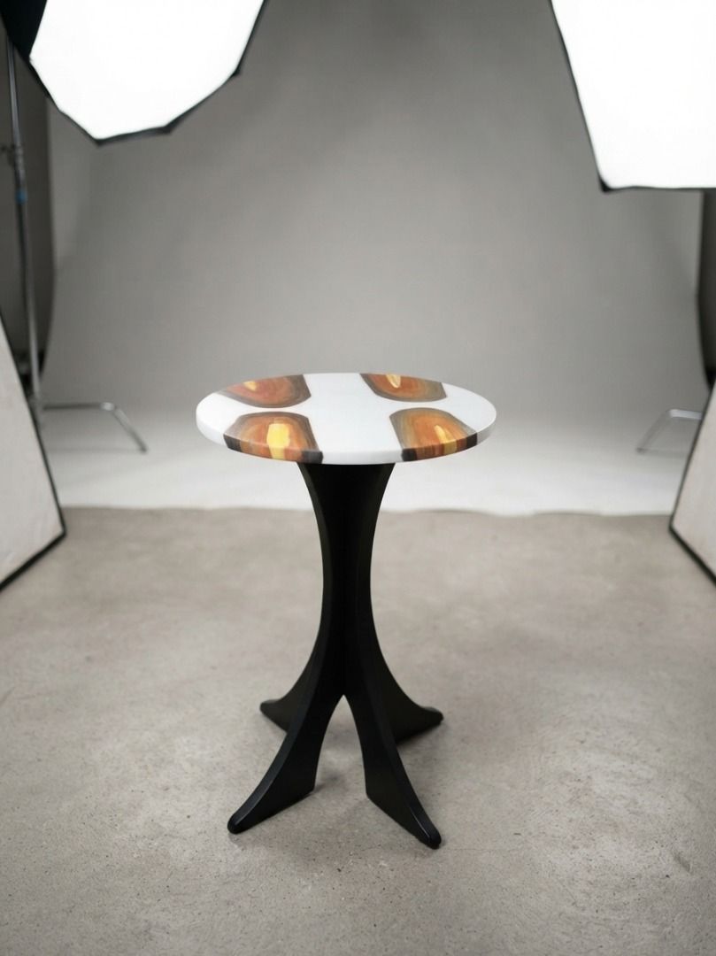 SIDE TABLE (Category: Tables & Sets) located in Valenzuela. Submitted by jesspesongco (Listing ID 1466843916, Image 1). Description: SIDE TABLE NEWLY REFURBISHED PRICE: 2,500 SIZE: L36cm W36cm H53cm ✔Ideal size for an accent piece in living rooms or lounge areas. ✔Perfect for placing drinks, books, or decorative items. 📍 LOCATION: OFFICEBUSTERS BALINTAWAK 👤 Look for: Hesus 📞 +639241469350.