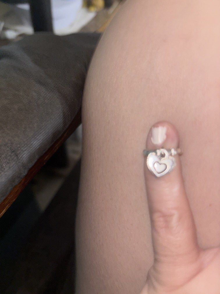 Size 3 heart charm ring (Category: Rings) located in Manila. Submitted by vintageaccessories (Listing ID 1466878835, Image 1). Description: .