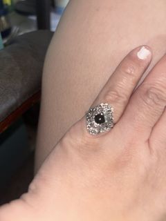 (Category: ) located in . Submitted by vintageaccessories (Listing ID 1466881526, Image 1). Description: .