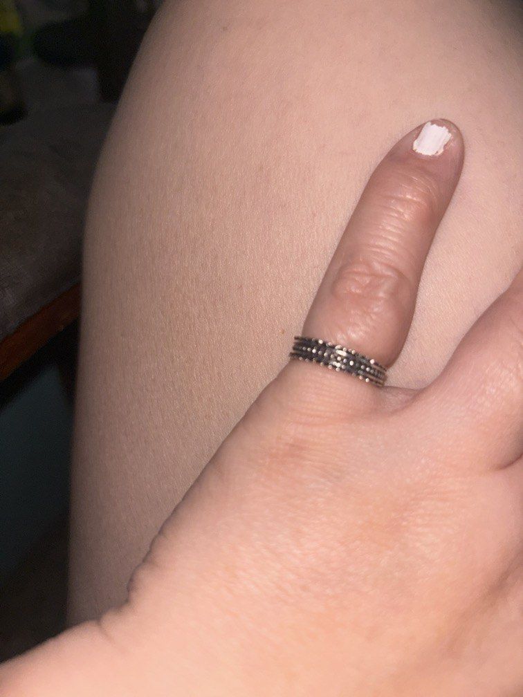 Size 7 intricate thick ring (Category: Rings) located in Manila. Submitted by vintageaccessories (Listing ID 1466882081, Image 2). Description: .