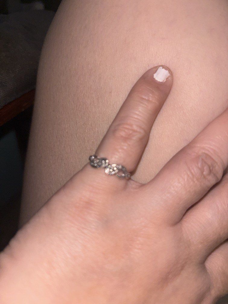 Size 7 rhinestone ribbon ring (Category: Rings) located in Manila. Submitted by vintageaccessories (Listing ID 1466883879, Image 1). Description: .
