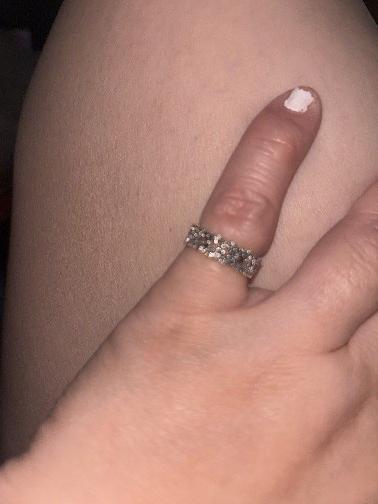 Size 7 thick rhinestone ring (Category: Rings) located in Manila. Submitted by vintageaccessories (Listing ID 1466882292, Image 1). Description: .