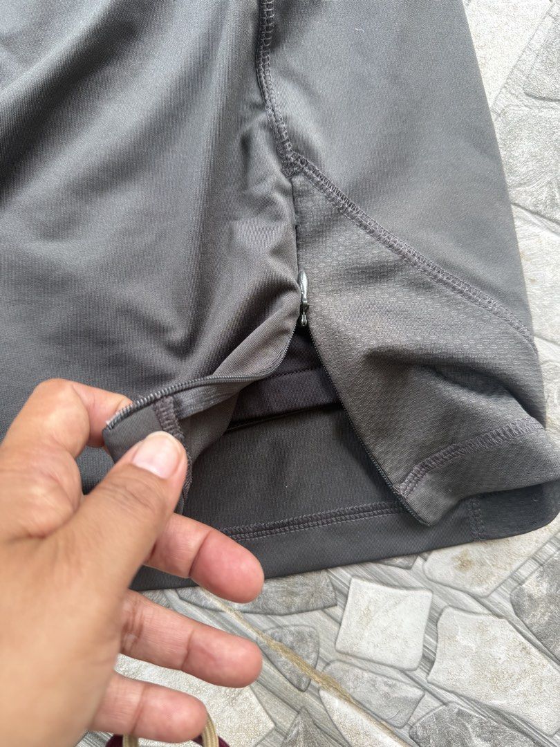 Skort Sports Active Pickleball (Category: Activewear) located in Panglao. Submitted by whatsdbuzz (Listing ID 1466807670, Image 3). Description: 1- Tek Gear Tennis Active Skirt Skort - Built-in inner layer - Dark gray in color - zippered side slit - 100 only 2- Blue Tennis Skort Built-in inner layer Issue: loose threads, it can be repaired or sewn by your self 100 only .