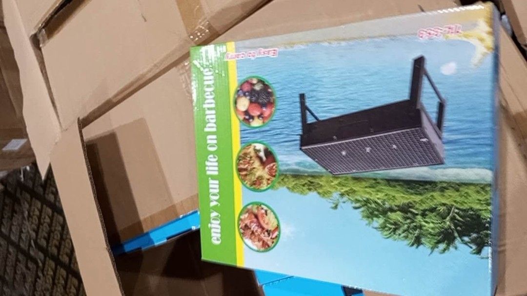 Small Foldable Portable BBQ grill (Category: BBQ, Grills & Hotpots) located in Malabon City. Submitted by haze1496 (Listing ID 1466781773, Image 2). Description: .