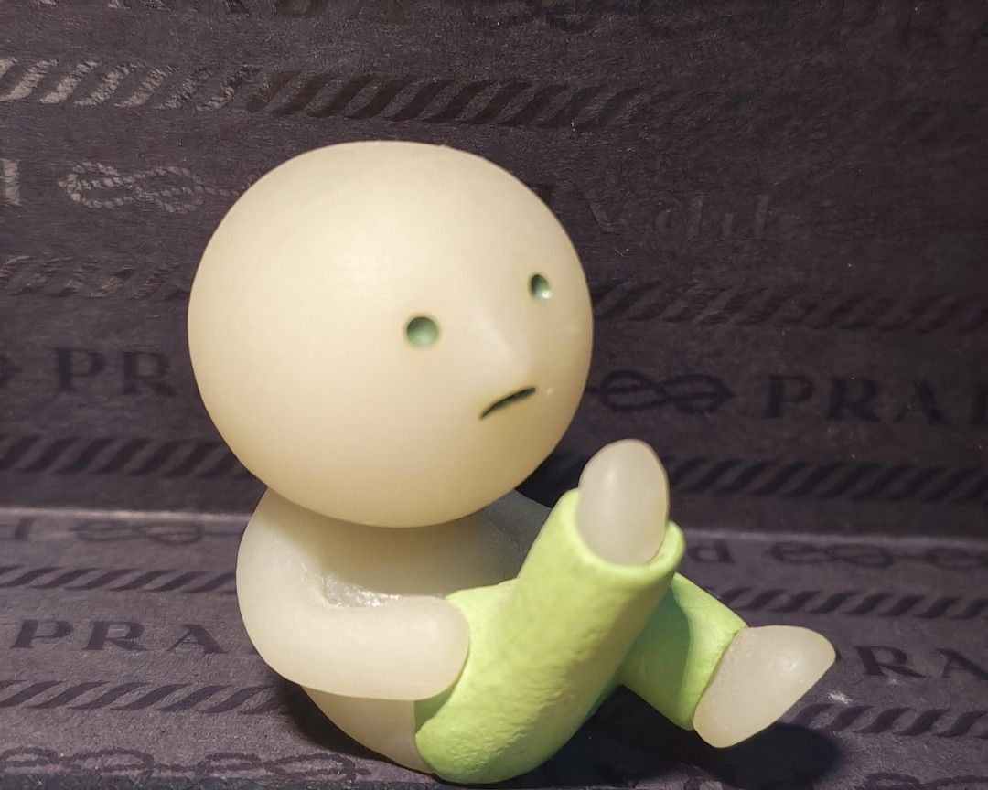 Smiski #D (Category: Designer & Blind Box Toys) located in Quezon City. Submitted by destashingme (Listing ID 1466872840, Image 1). Description: figure only no box authentic smiski figure, quitting sale.