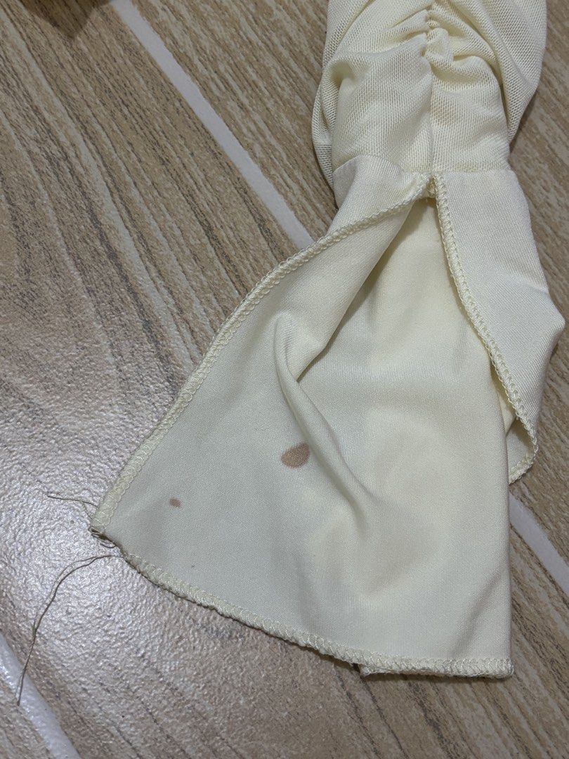 [SET] Ruffled Tops (Long-sleeved + Short-Sleeved) (Category: Others Tops) located in Calamba. Submitted by sincerely_ayi (Listing ID 1466918546, Image 2). Description: help me declutter! — see slides 2-3 for flaws (minimal stains sa inner ng clothes) — fits xs-s — sleeveless top is padded :) — stated price is the lowest price already (not open to nego) — can send more pics upon request — mop: gcash/maribank.