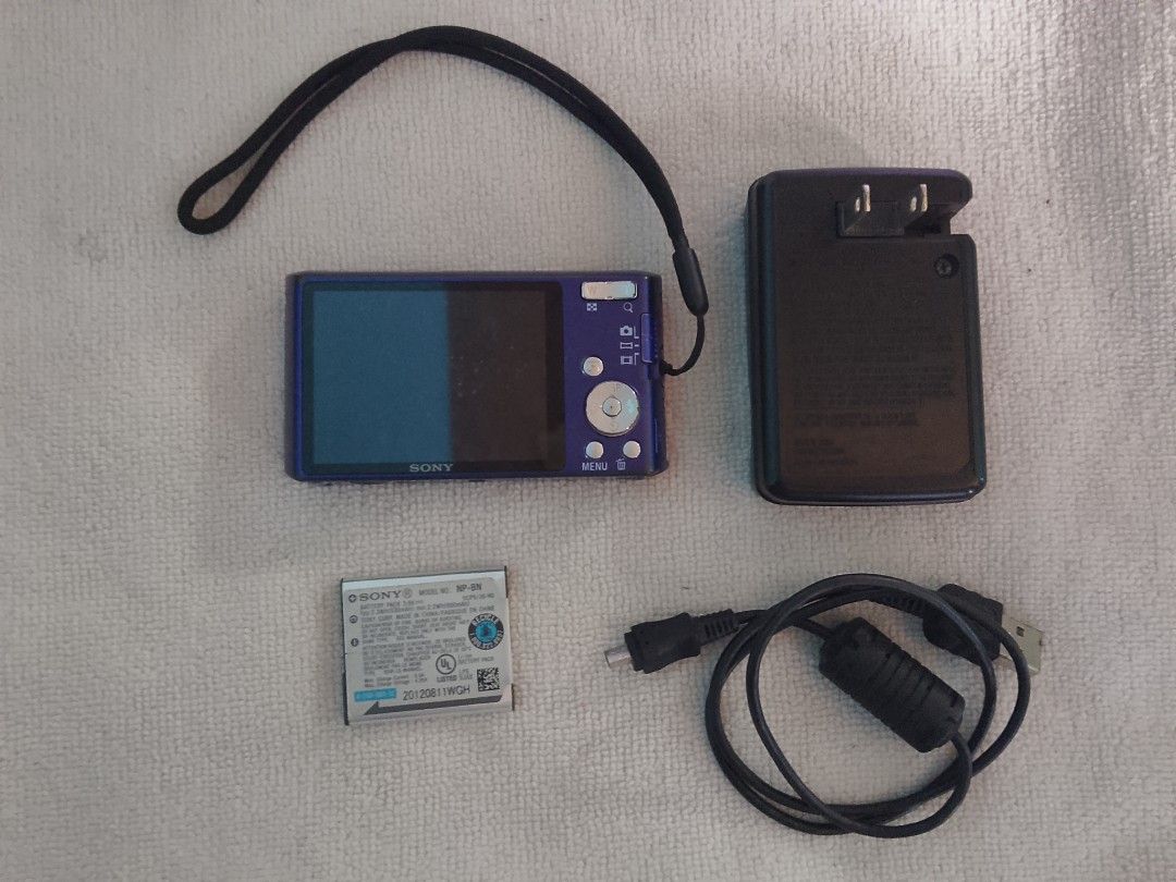 Sony Cybershot DSC W610 (Category: Cameras) located in Caloocan City. Submitted by chantal_2026 (Listing ID 1466775684, Image 3). Description: Sony Cybershot DSC W610 (Blue).