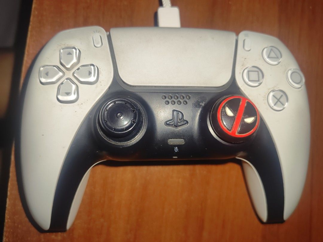 PlayStation 5 DualSense Wireless Controller (Category: Controllers) located in Manila. Submitted by adr14nbati25392 (Listing ID 1466793982, Image 1). Description: PS5 DUAL SENSE WALA NG PS5 PERO NO ISSUE SA PERFORMANCE, CAN SEND VID NA GUMAGANA THRU GAMEPAD WEBSITE ONLY ISSUE IS WALA NA YUNG RUBBER GRIP, ₱10-20 LANG ISA SA SHOpE TULAD NUNG NASA PIC LOWER ANTIPOLO.