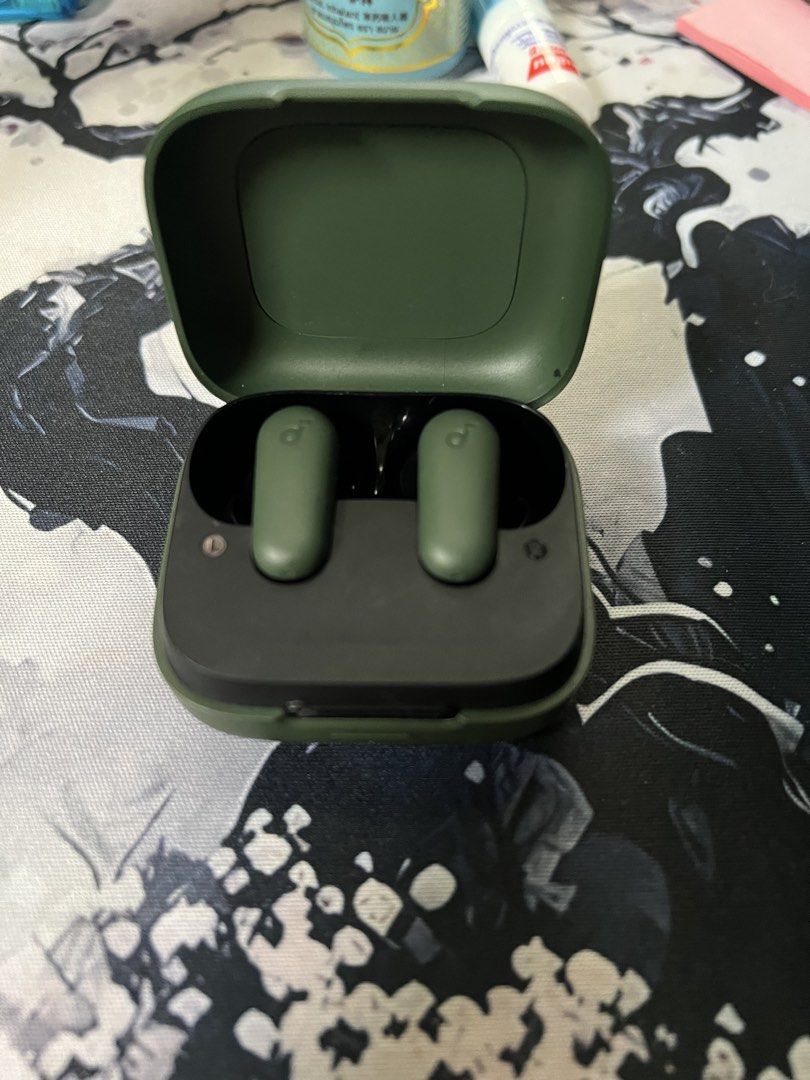 Soundecore R50i NC (Category: Earphones) located in Paranaque City. Submitted by ekkostarfall.12902 (Listing ID 1466855783, Image 2). Description: - Great Working condition - Color: Green - includes replacement buds (S,L sizes), type-C charging cord - no box - battery still lasts up to 10 hours, depends on use Issue: Scratches on case MOP: Bank transfer, Maya SF shouldered by buyer Parañaque .