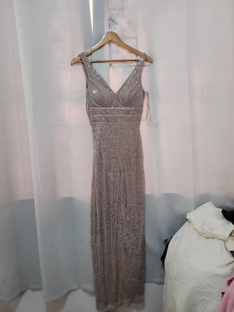Sparkly Jumpsuit (Category: Evening dresses & gowns) located in Batangas. Submitted by dramaticcloset (Listing ID 1466868287, Image 2). Description: Jumpsuit Small-Large.