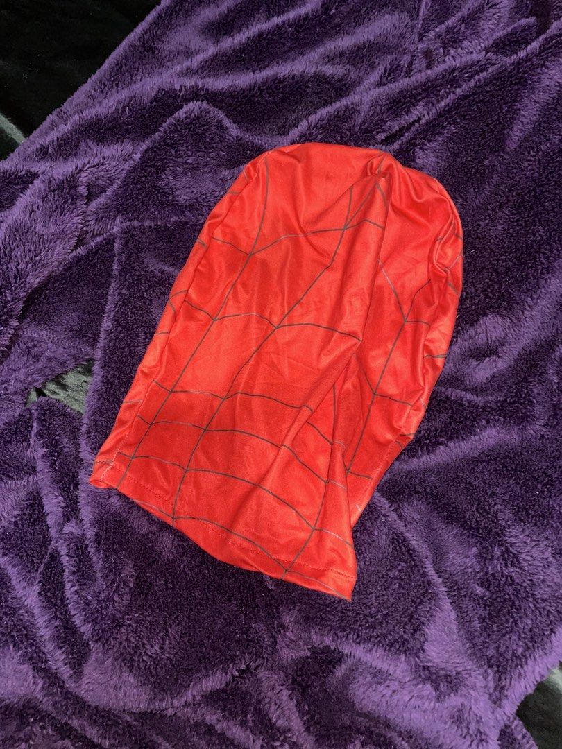 Spiderman Mask (Category: Western Merchandise) located in Taguig. Submitted by rippyscult (Listing ID 1466912033, Image 2). Description: .