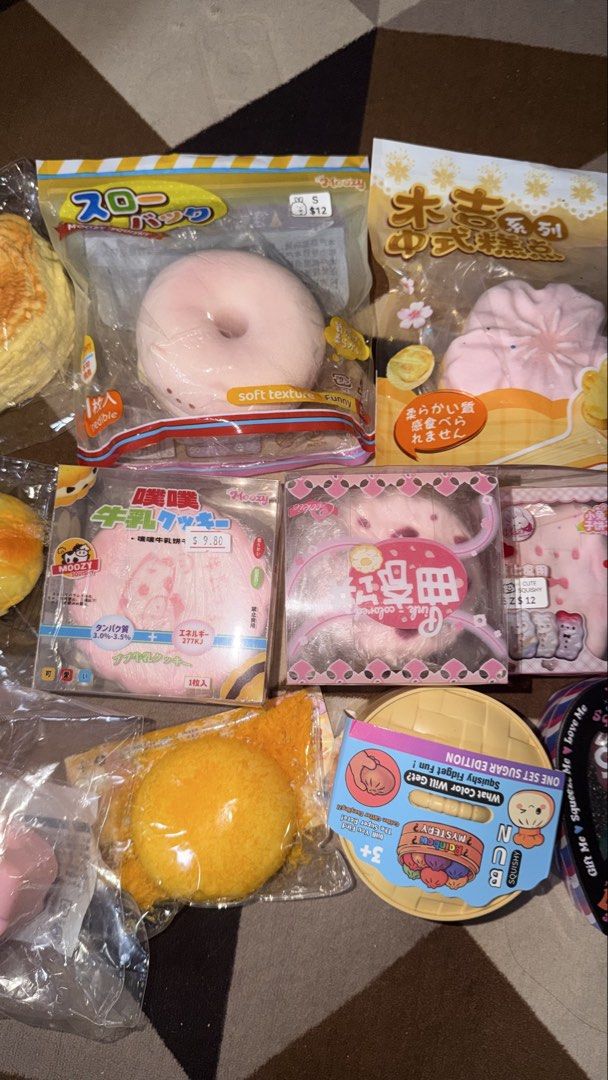 Squishy (Category: Plushies & Soft Toys) located in Singapore. Submitted by user666000 (Listing ID 1466909438, Image 3). Description: DM for more pics ! price range $4-$6 only !!!! .