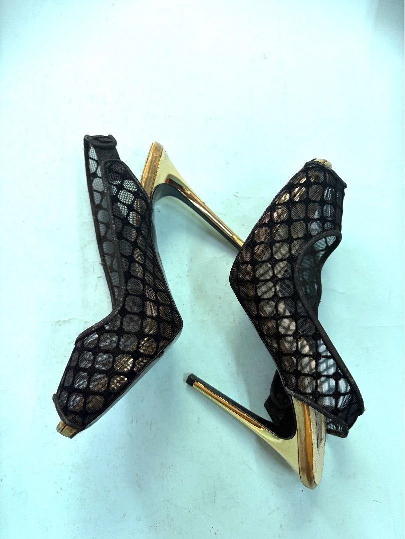 Stella McCartney black heels (Category: Heels) located in Manila. Submitted by thekidshop (Listing ID 1466921372, Image 2). Description: .