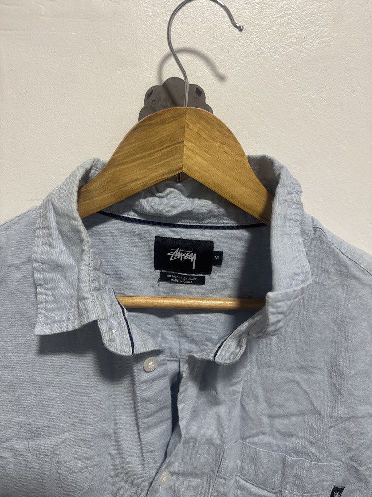 Stüssy Frank Oxford (Category: Tshirts & Polo Shirts ) located in Santa Ana. Submitted by deyaaaan88 (Listing ID 1466789777, Image 2). Description: Stüssy Frank Oxford As new condi Dimes 21x28-29.