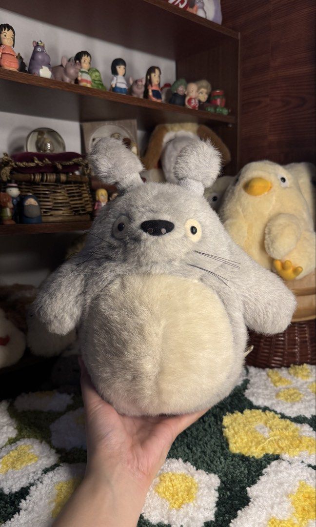 STUDIO GHIBLI - TOTORO PLUSHIE (Category: Plushies & Soft Toys) located in Tarlac. Submitted by chihiroshane (Listing ID 1466876217, Image 1). Description: totoro plush (11 inches) official sun arrow.