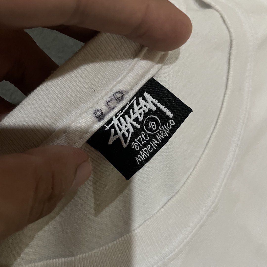 Stussy Basic Logo White Tee (Category: Activewear) located in Cebu City. Submitted by jaydeeace (Listing ID 1466906583, Image 3). Description: Stussy Basic Logo White Tee Small | 19 x 27 Excellent condition Needs wash only Dm if Interested 📩.