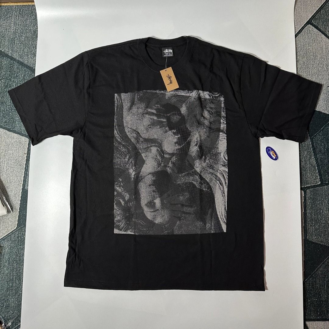 STUSSY DOUBLE VENUS TEE - BLACK (Category: Tshirts & Polo Shirts ) located in Davao. Submitted by alasthrifts (Listing ID 1466914823, Image 1). Description: 📦STUSSY DOUBLE VENUS TEE - BLACK (DEAD STOCK) 🇺🇸 Direct from USA - 100% Authentic & Brand New Available Size/s: LARGE 🛒 Ready to order? Simply send us a message. ❇️ Prices are subject to change without prior notice. Make sure to secure one. ❇️ Disclaimer: We are not affiliated with any of