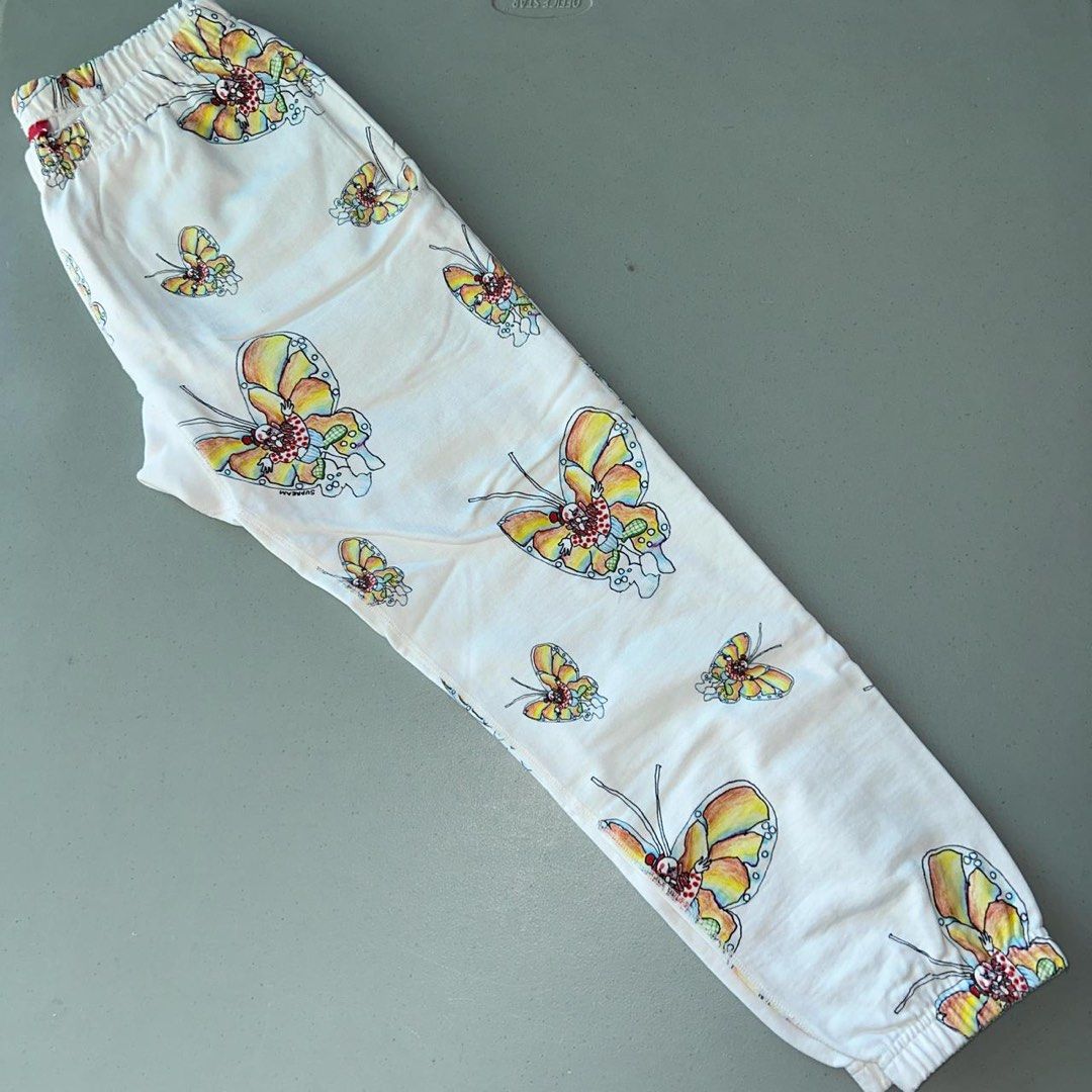 Supreme (Category: Joggers) located in Quezon City. Submitted by apujooz (Listing ID 1466889935, Image 3). Description: - Brand: Supreme Worn by Playboi Carti.