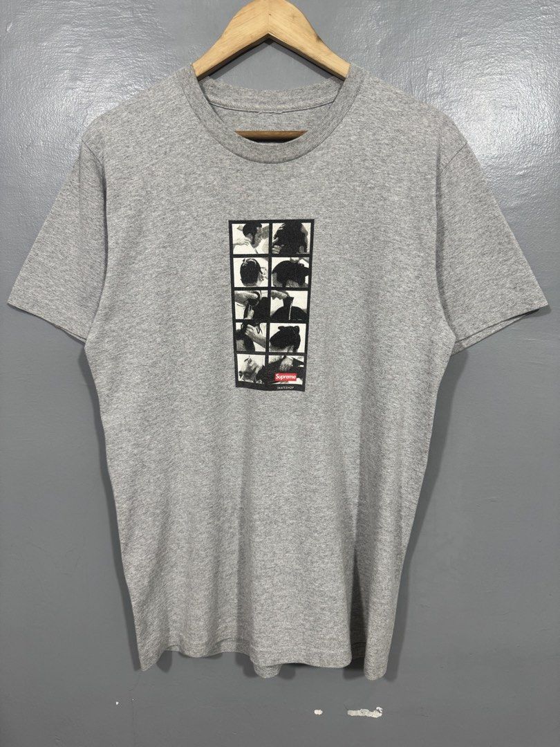 Supreme - Sumo Graphic Tee (Category: Tshirts & Polo Shirts ) located in Manila. Submitted by sophisticatedgoons (Listing ID 1466923290, Image 2). Description: Supreme Sumo Tee Cut neck tag but guaranteed authentic Size: Fits Small - Medium men's Dimes: 19 x 29 Very good condition No issue except cut neck label Check pics for details.