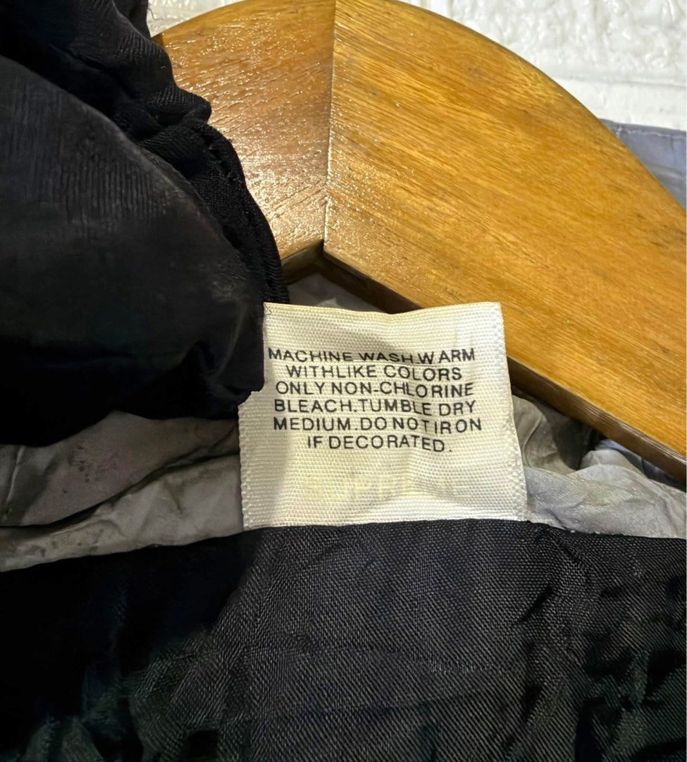 Supreme Camo Windbreaker Jacket Grey Blue Size M (Category: Coats, Jackets and Outerwear) located in Baguio. Submitted by gab_thrift (Listing ID 1466808412, Image 3). Description: - Brand: Supreme - Style: Windbreaker jacket - Colorway: Grey and camo with blue branding - Size: Medium (Made in USA) - Features: Full zip closure, adjustable hood drawstrings, and two zippered hand pockets - Branding: Blue Supreme text printed on the front chest and u