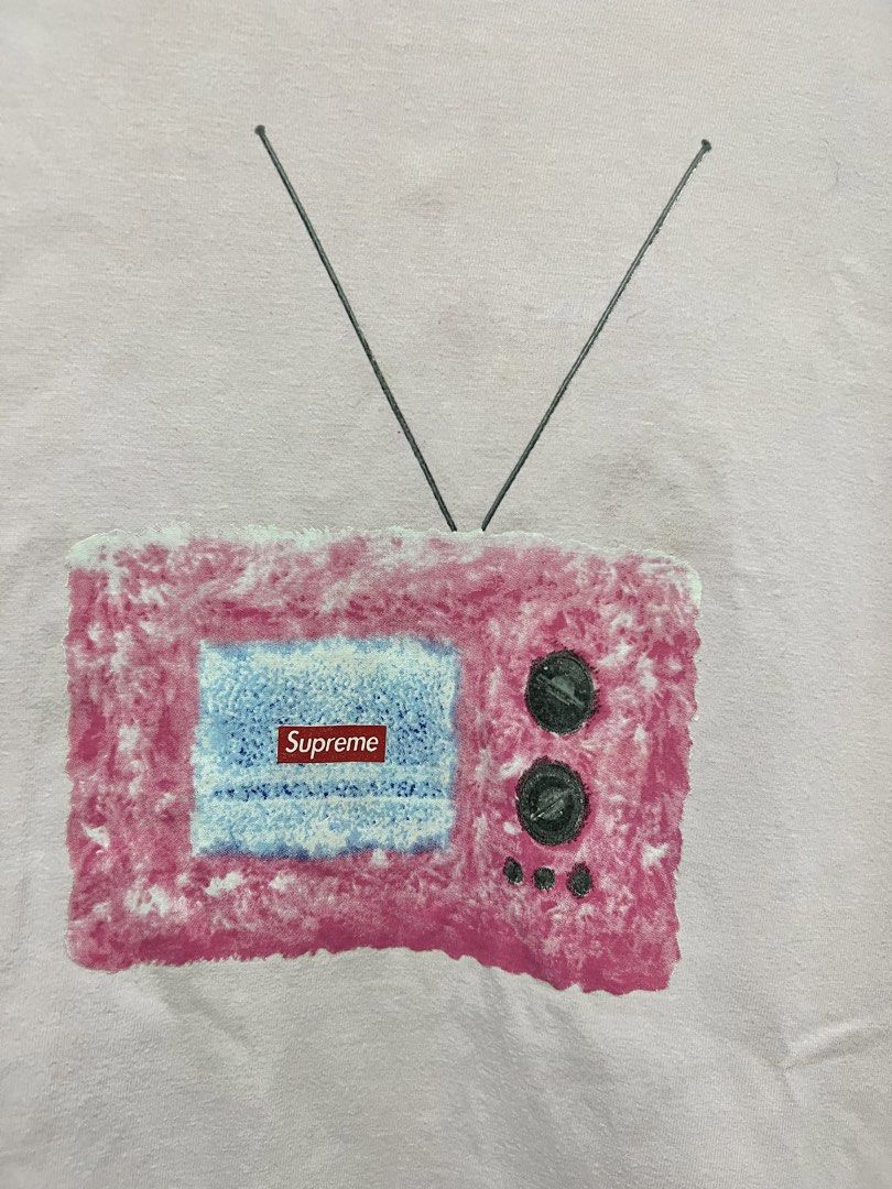 Supreme TV Tee in Light Pink (Category: Tshirts & Polo Shirts ) located in Muntinlupa City. Submitted by thriftdripbyjm (Listing ID 1466909936, Image 2). Description: Color rate: 9.5/10 Dimes: 19x27.5 (S on tag) Sleeve: 8 Issue: minimal stain (back) Price: 650 + sf.