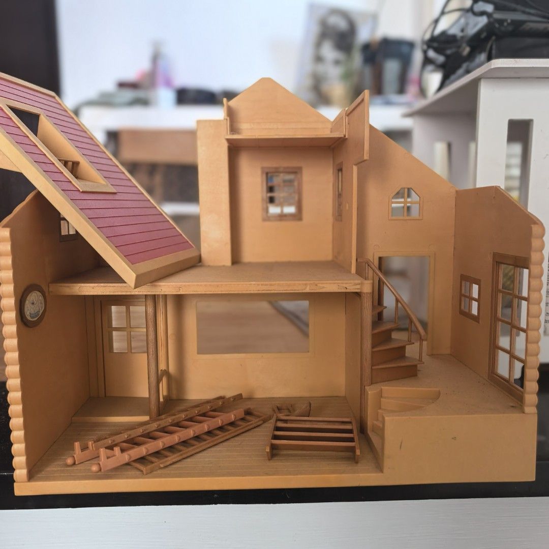 Sylvanian House (Category: Interactive Toys) located in General Trias. Submitted by sheiladelta32737 (Listing ID 1466808499, Image 1). Description: All parts in the picture come with the house. Ships from Cavite. .