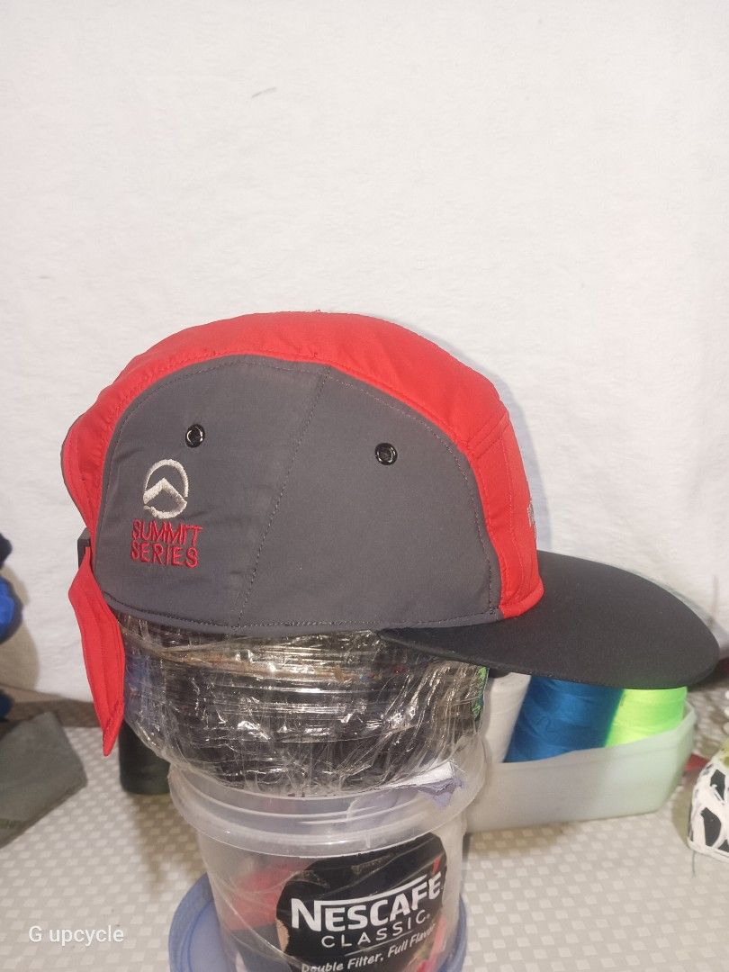THE NORTH FACE 5 panel UPCYCLED TREKKING, HIKING CAP (Category: Hiking & Camping) located in Cebu City. Submitted by glennbryceland031185 (Listing ID 1466809106, Image 3). Description: UPCYCLED five-panel trekking cap made from a discarded The North Face outdoor jacket. I made it myself. SIZE 22 can be wear by 21,and 23. price NEGO. FREE SF. READY TO WEAR....