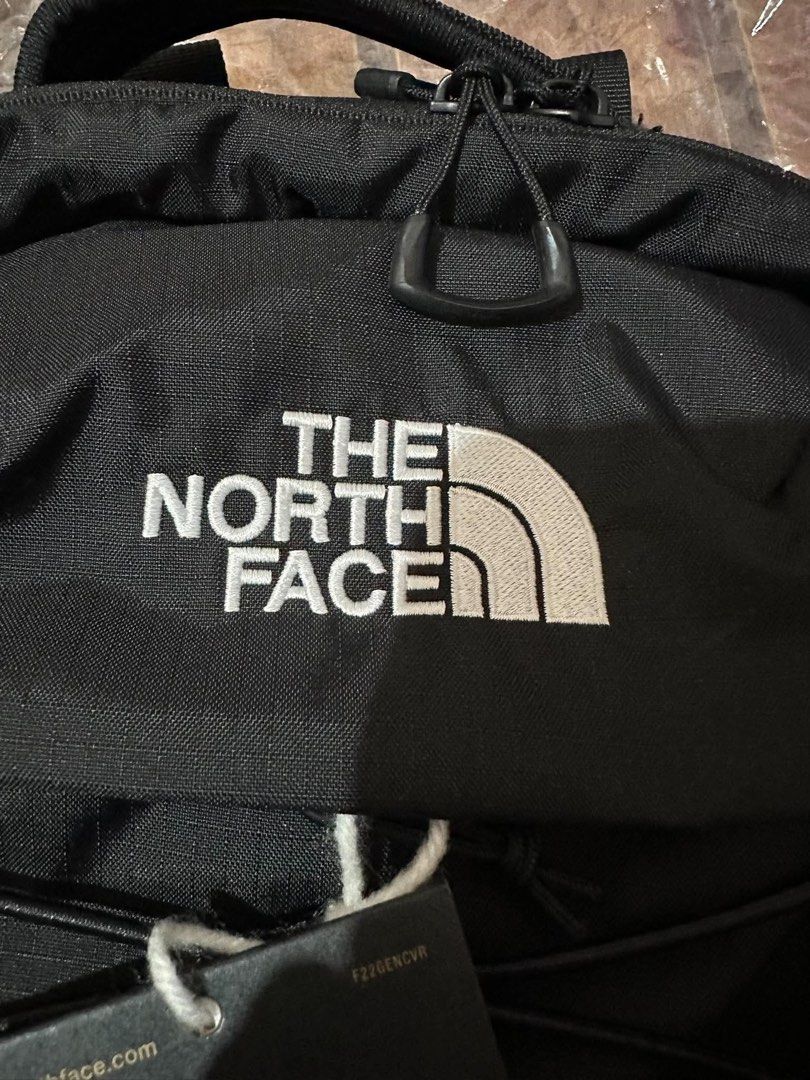 The North Face Borealis Mini Backpack Black (Category: Backpacks) located in Manila. Submitted by cleverfox.0b9f26 (Listing ID 1466936066, Image 3). Description: The north face Borealis Mini. 2.5k for sale Pwede rin SWAP MY TNF BOREALIS MINI to your TNF JESTER. PM lang po. Bago lang po ito original. Kaso daw sabi ng reregalohan ko. Kaya di na magagamit. 📍Taguig City. Meet up @ Market market, MOA, SM Aura..
