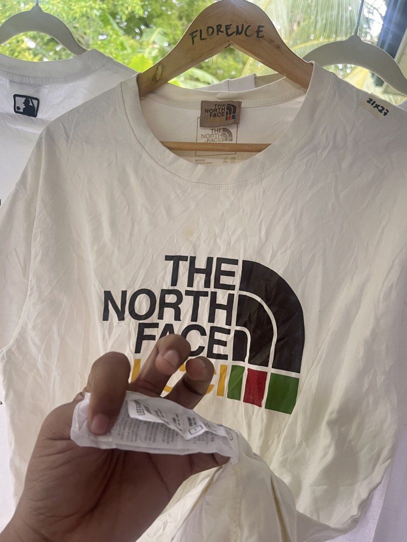 THE NORTH FACE X GUCCI (Category: Activewear) located in Tabogon. Submitted by offtherack.1 (Listing ID 1466871430, Image 3). Description: TNF x GUCCI dimes: 21x27 no issue.