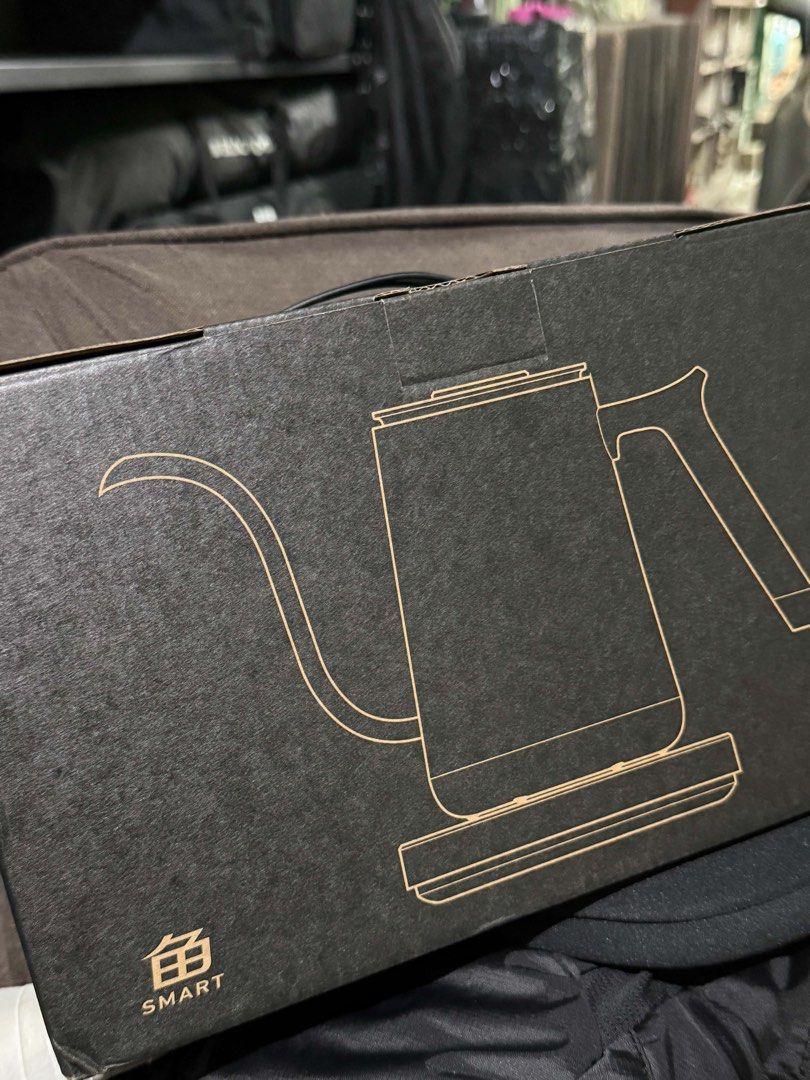 TIMEMORE Fish Smart Electric Pour Over Kettle 600ML Black (Category: Kettles & Airpots) located in Mandaluyong City. Submitted by fierceshark.44ce3c (Listing ID 1466833940, Image 3). Description: - Brand: TIMEMORE Fish Smart Electric Pour Over Kettle - Color: Sleek Black - Capacity: 600ML - Material: Premium 304 stainless steel build - Features: Touch board controls, fast heating element, and anti-dry boiling protection - Condition: Brand new, st