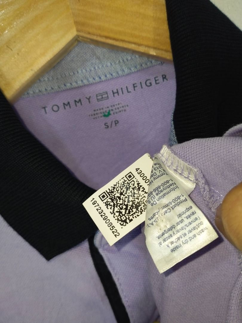 TOMMY HILFIGER (Category: Tshirts & Polo Shirts ) located in Baguio. Submitted by fashionfinds1999 (Listing ID 1466821975, Image 2). Description: 27 X 20 MEDIUM EXCELLENT CONDITION + SHIPPING FEE.