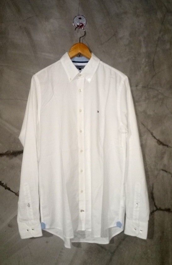 Tommy Hilfiger Bottom Down (Category: Coats, Jackets and Outerwear) located in Manila. Submitted by boldfalcon.38de78 (Listing ID 1466776108, Image 1). Description: Tommy Hilfiger Bottom Down As new Condition Size M Slim fit stretch W -21 ' L -30 10/10 color rate Non-issue Davao city Gcash payment J&T Courier php 1000 + sf DM 💌.
