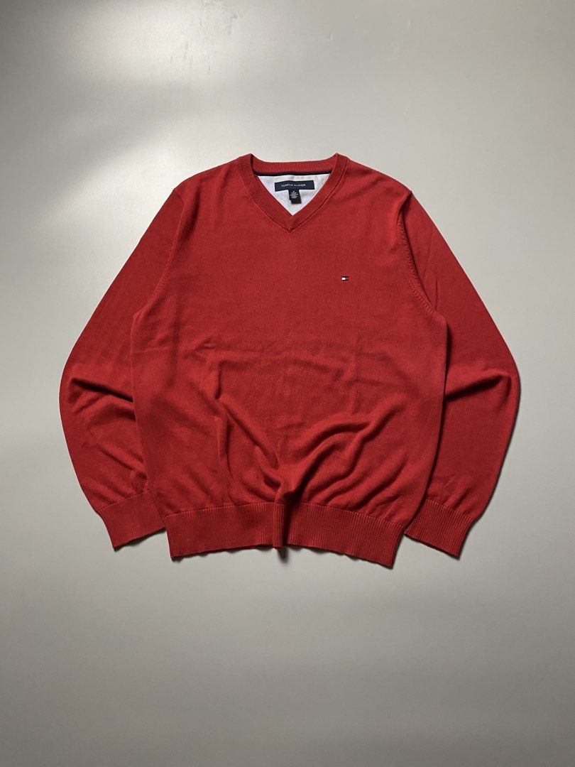 Tommy Hilfiger Knitted - Medium (Category: Coats, Jackets and Outerwear) located in Cebu City. Submitted by maicoh230 (Listing ID 1466871747, Image 1). Description: Tommy Knitted Sweater. As New Condition. ▫️ Condition: 9/10 ▫️ Color: 9/10 ▫️ Size: Medium ▫️ Dimensions: W20.5 L25.5 ▫️ Flaw/s: 🏷️ 850.