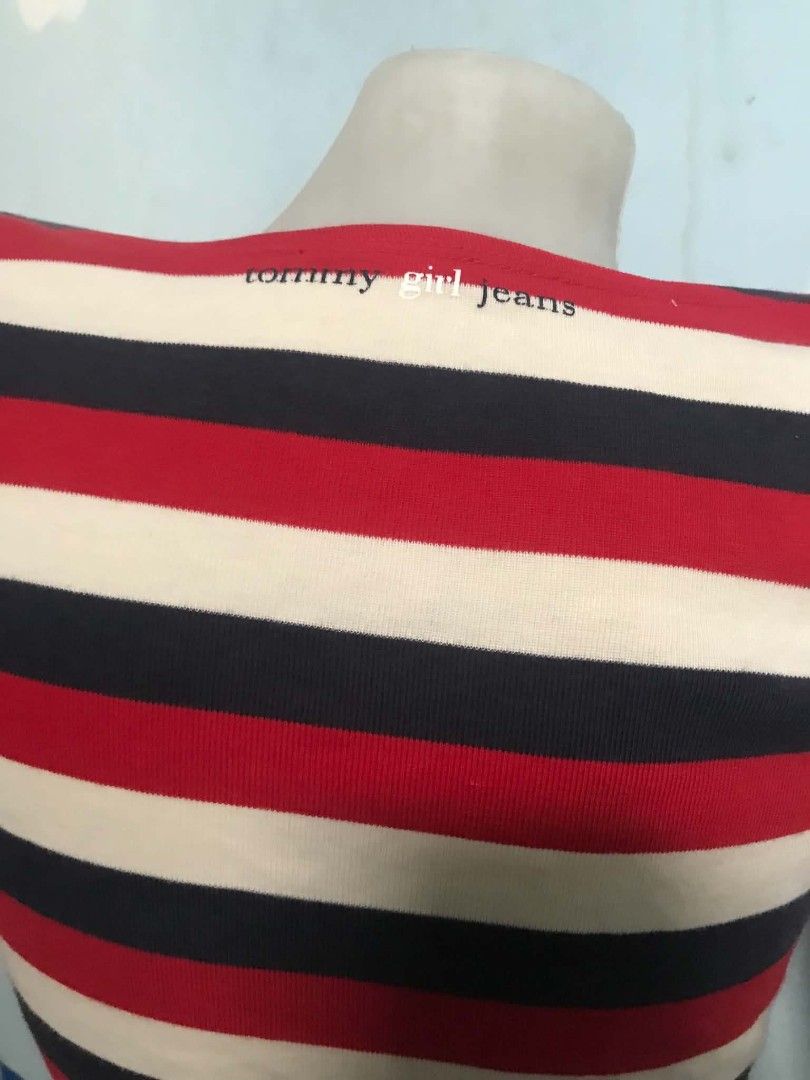 TOMMY HILFIGER SET (Category: Longsleeves) located in Manila. Submitted by tiffy_thrift (Listing ID 1466778730, Image 2). Description: .