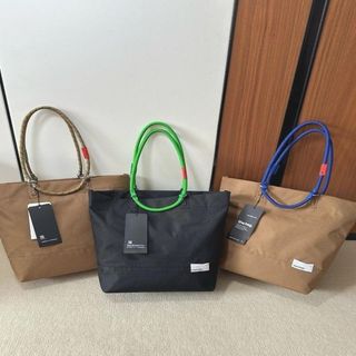 （分類：）位於 。 由 bambileffler 提交（商品編號 1466859207，圖片 1）。簡介： 。